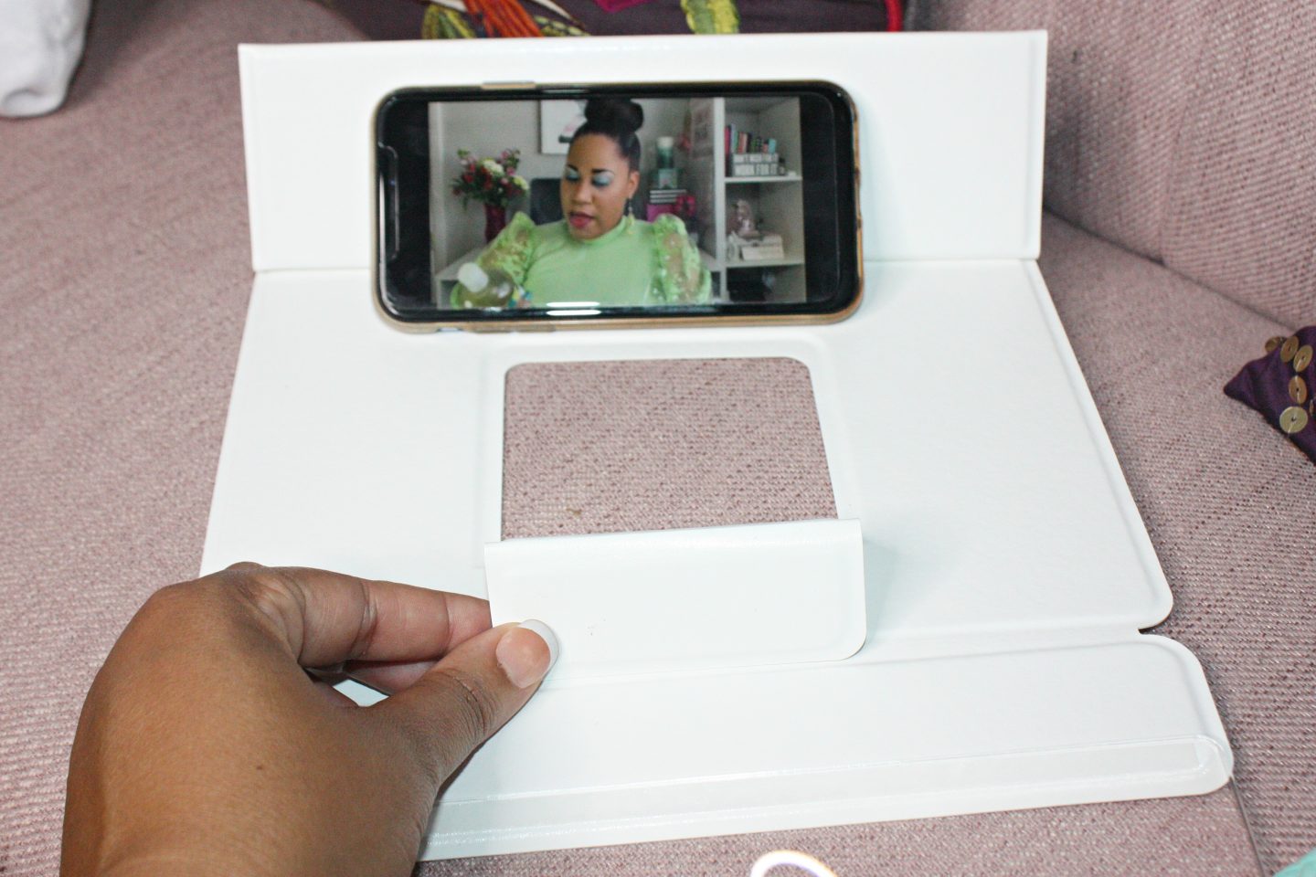 Projector Screen for Smart Phone