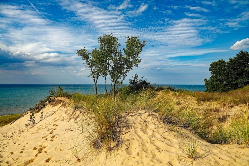Fall Beach Bag Essentials for a Day Trip to Indiana Dunes and Lake Michigan
