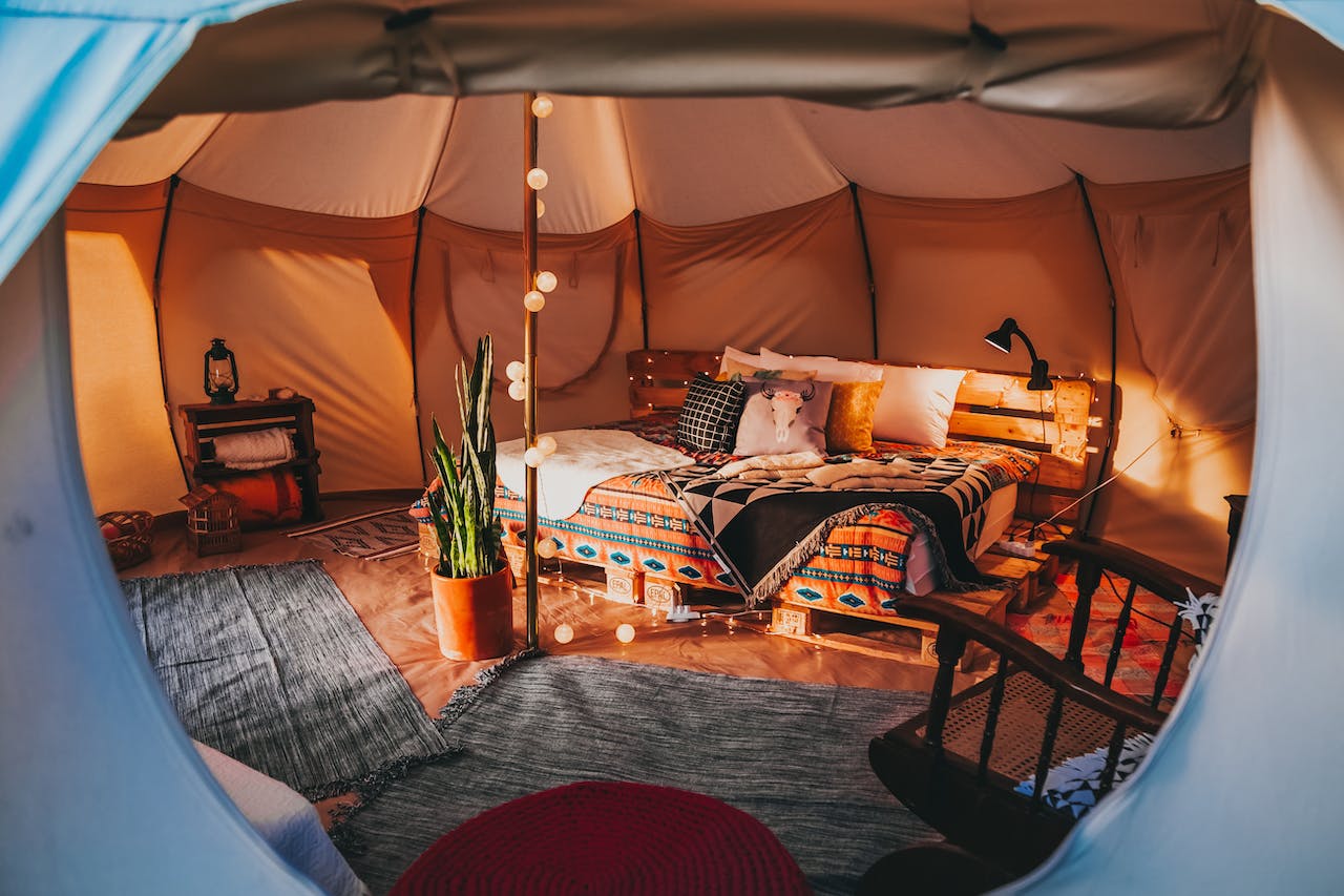 Glamping 101: Elevating Your Camping Experience with Comfort and Style